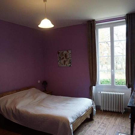 Chez Savary Varzay Exterior foto
